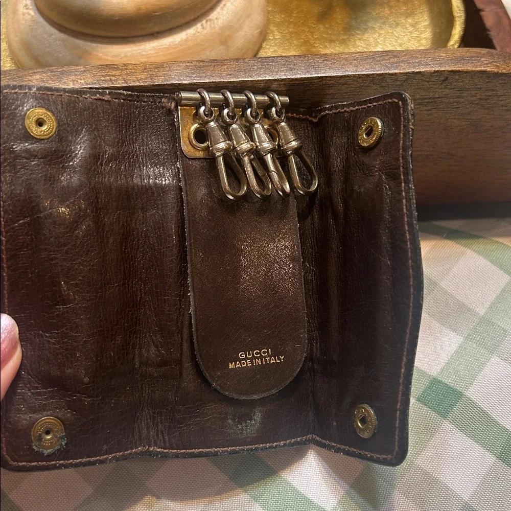 Vintage Gucci 4 key chain holder wallet